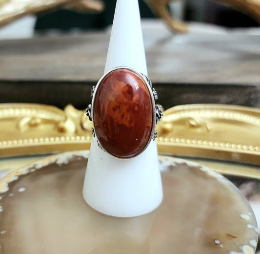 The Red Queen Nanhong Agate Ring