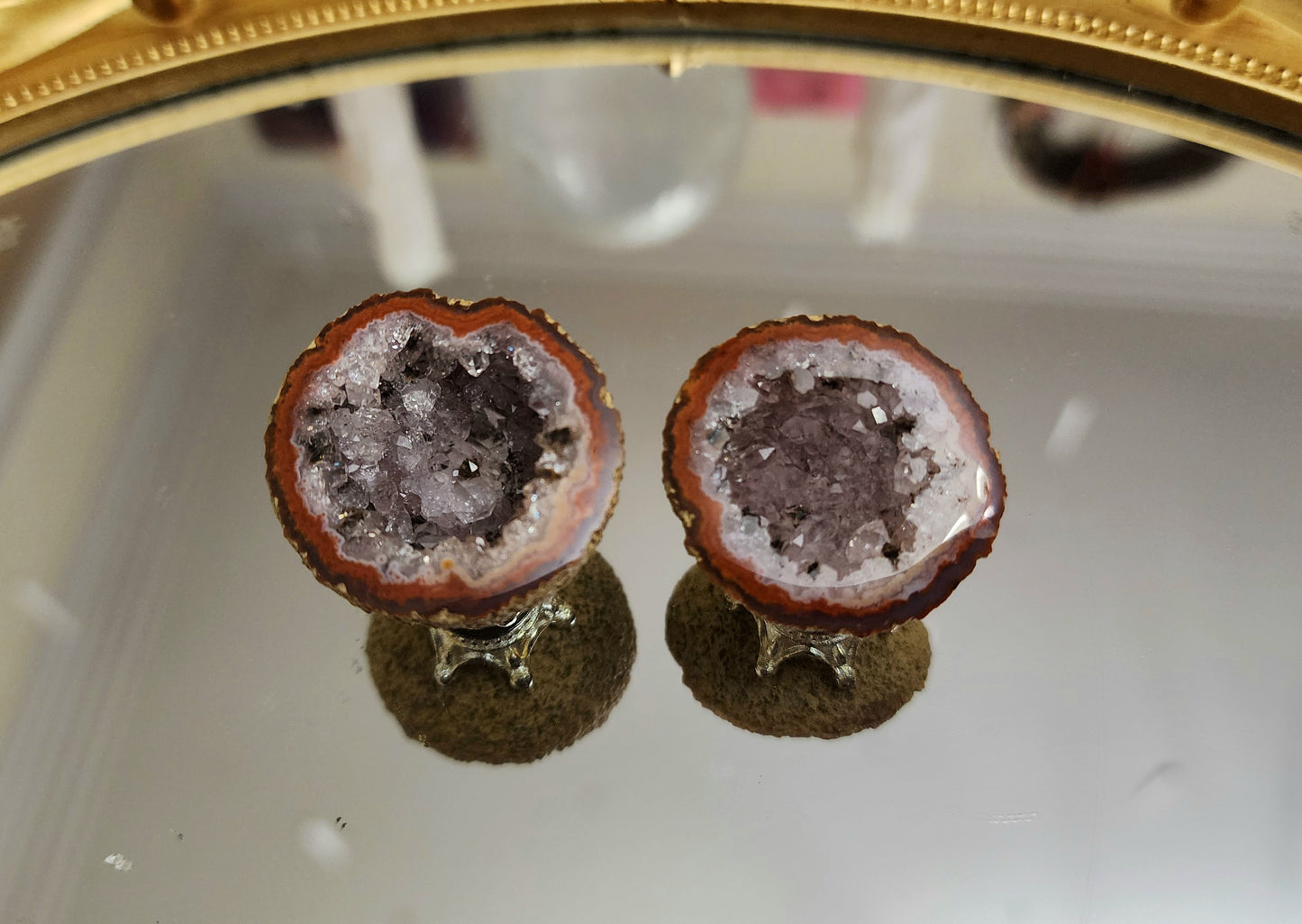 Fighting Blood Agate Geode D