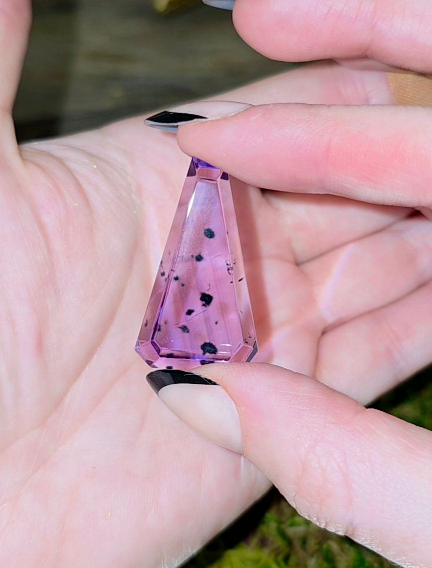 Hollandite in Amethyst Freeform