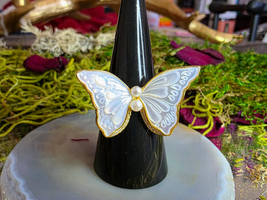 White Shell Butterfly Ring