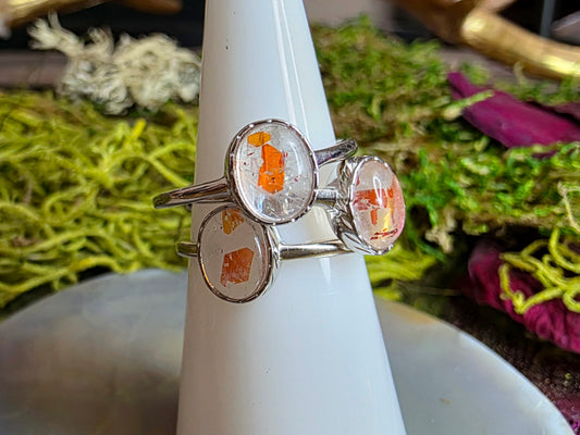 Mica in Quartz Ring