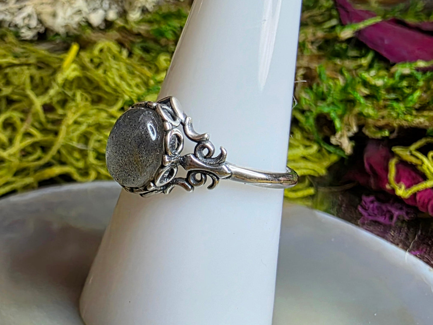 Labradorite Fleur de Lis Ring