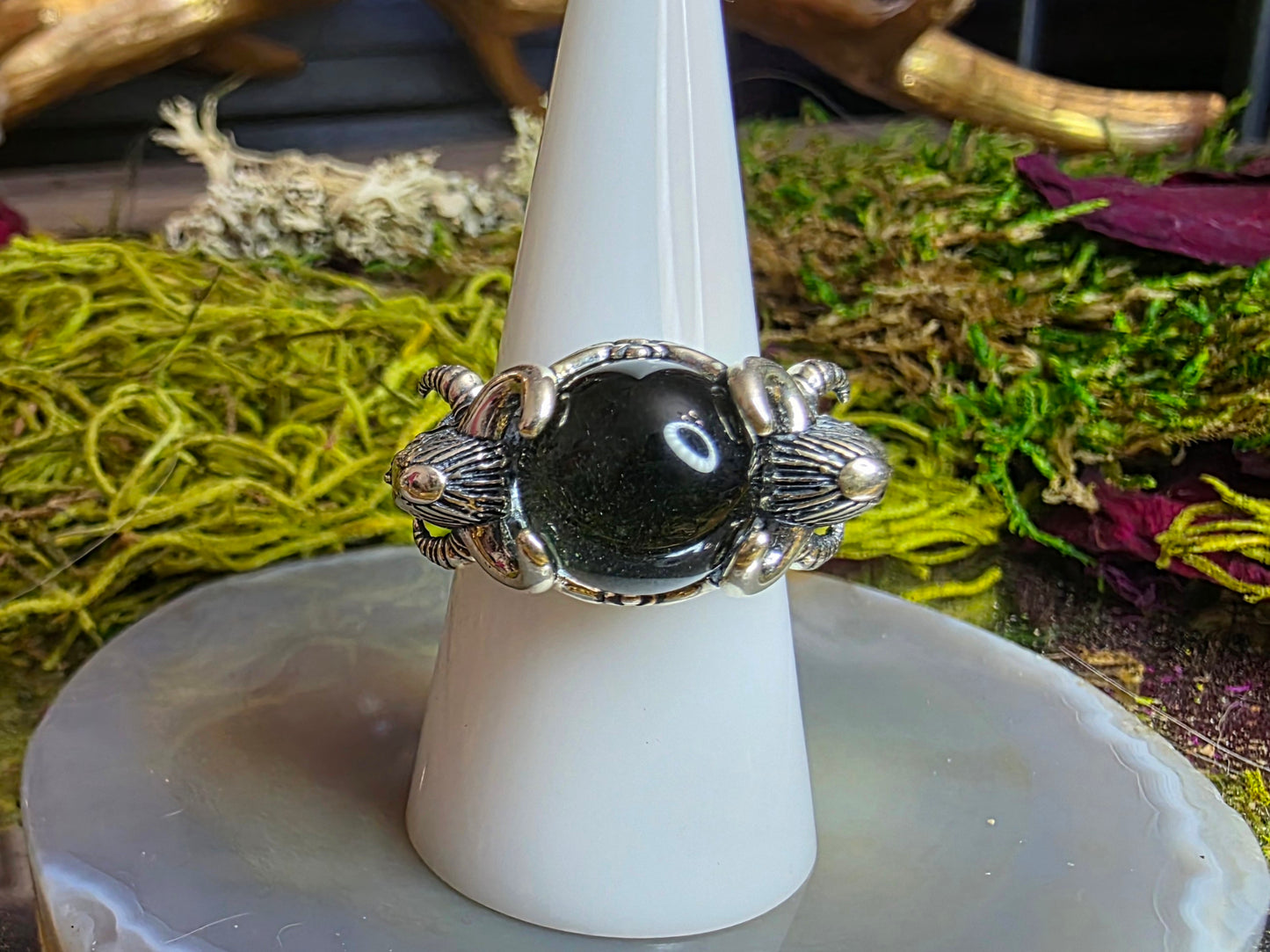 Lilith's Garden Ring