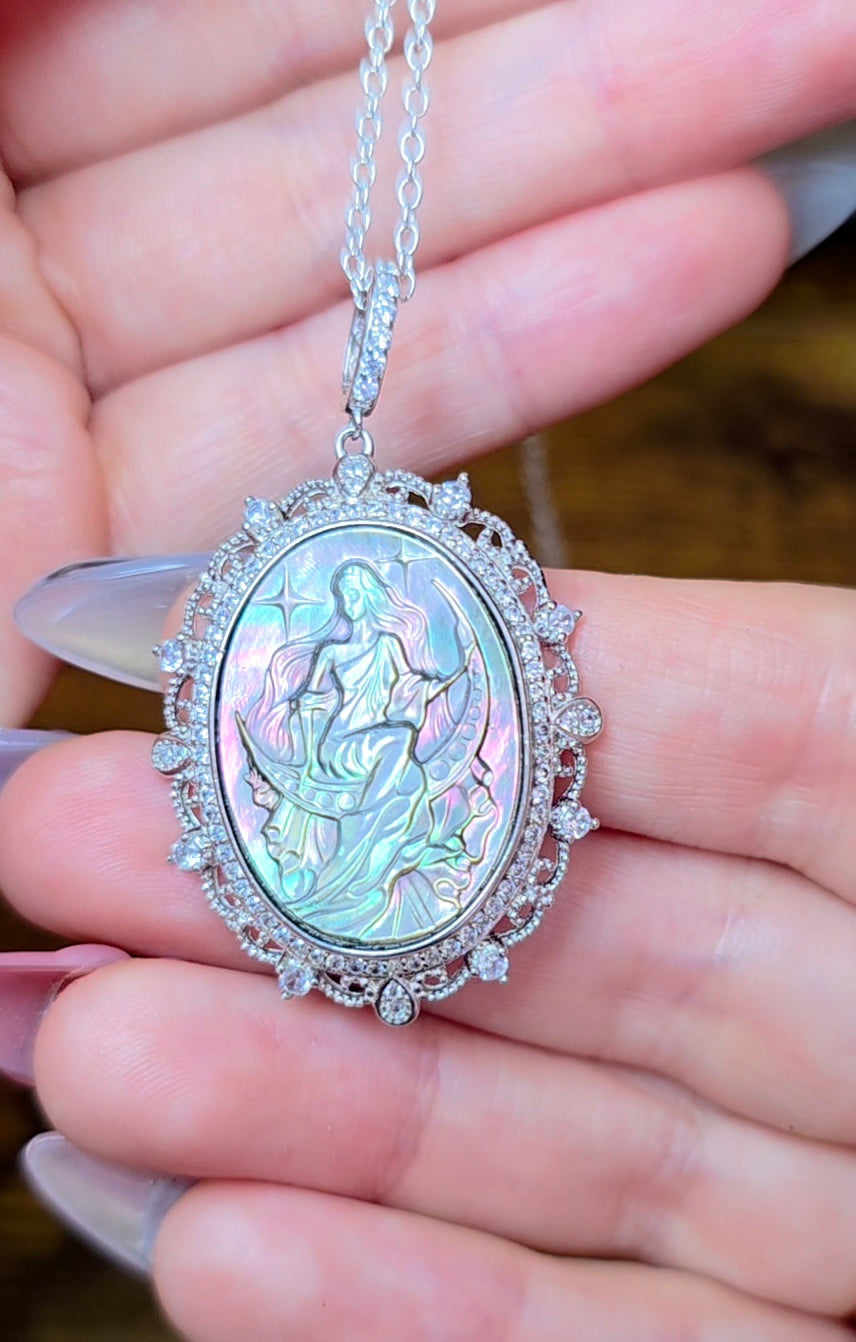 Black Shell Moon Goddess Pendant