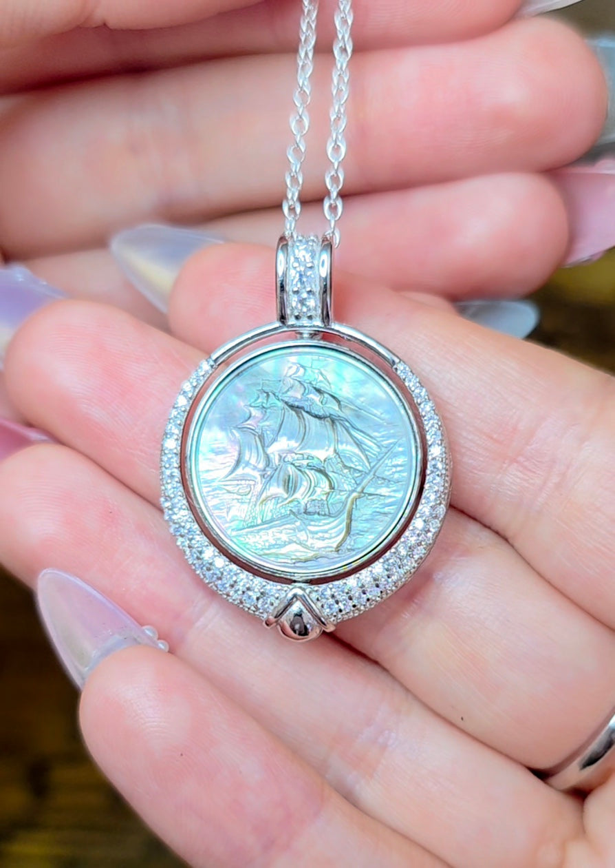 Black Shell Nautical Spinning Pendant