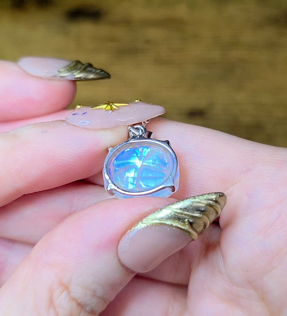 Rainbow Moonstone Flower Pendant C