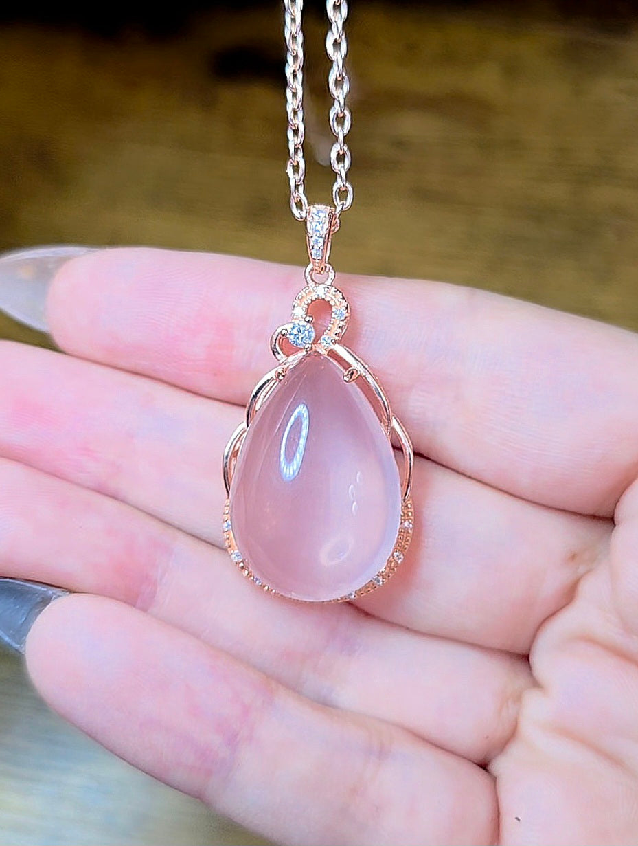 Rose Quartz Teardrop Pendant