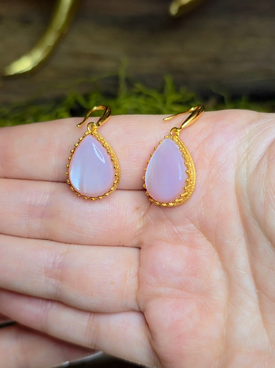 Pink Shell Teardrop Earrings