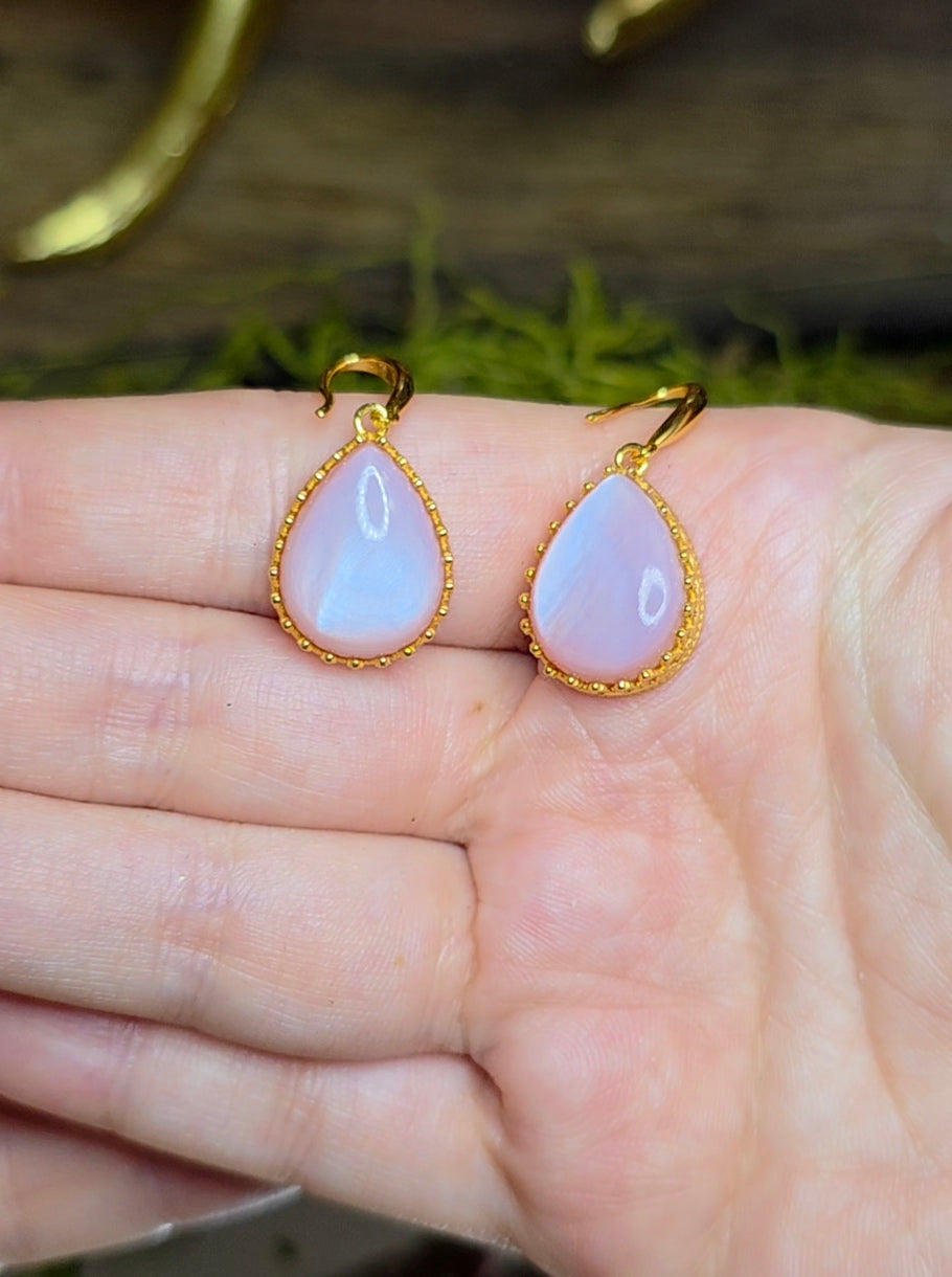 Pink Shell Teardrop Earrings