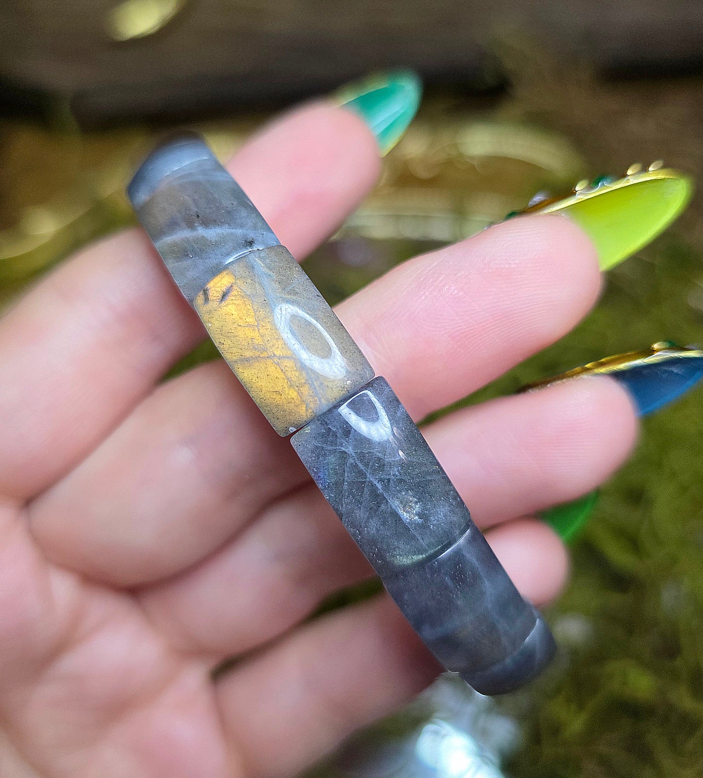 17x11 Labradorite Stretch Bracelet