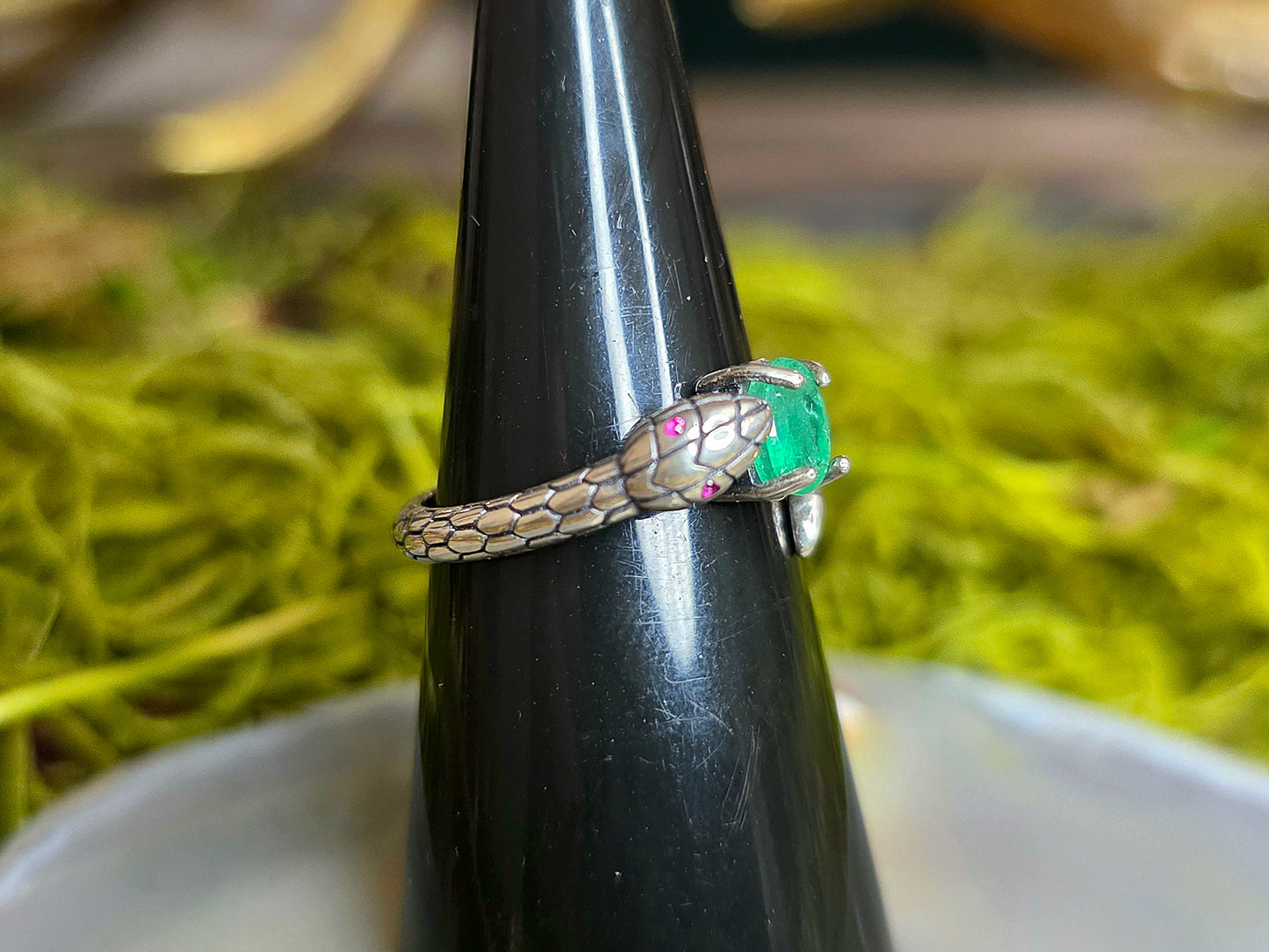 Emerald Snake Ring