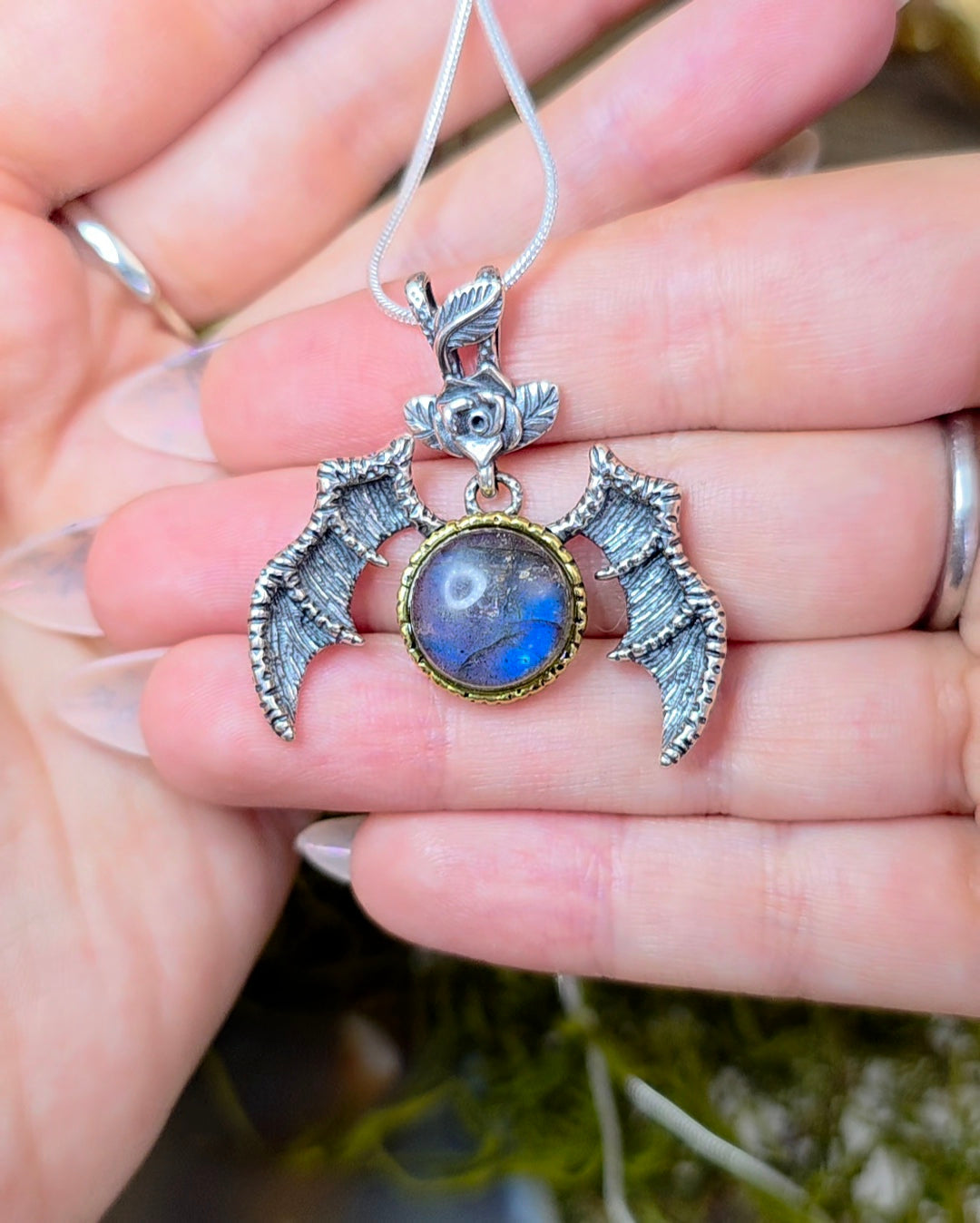 Blue Flash Labradorite Succubus Pendant