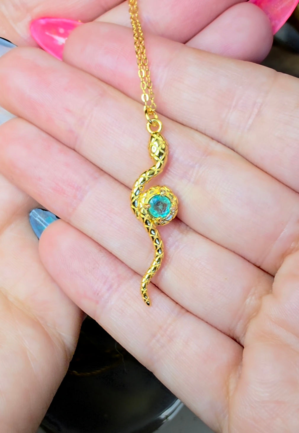 Emerald Snake Pendant B