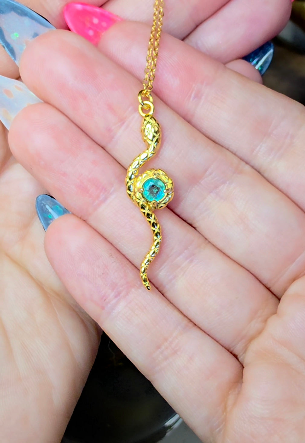 Emerald Snake Pendant B