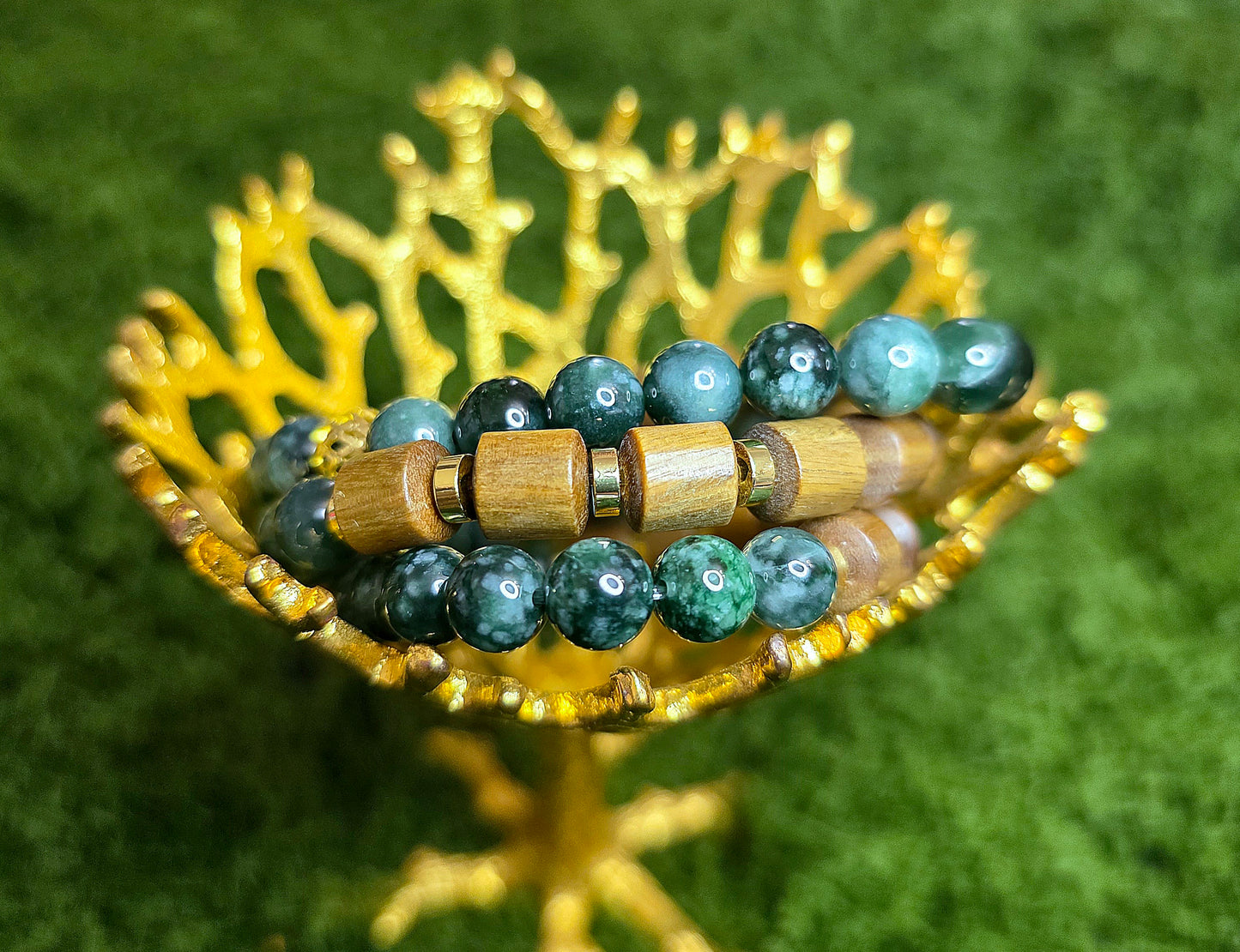 Jadeite and Wood Stretch Bracelet