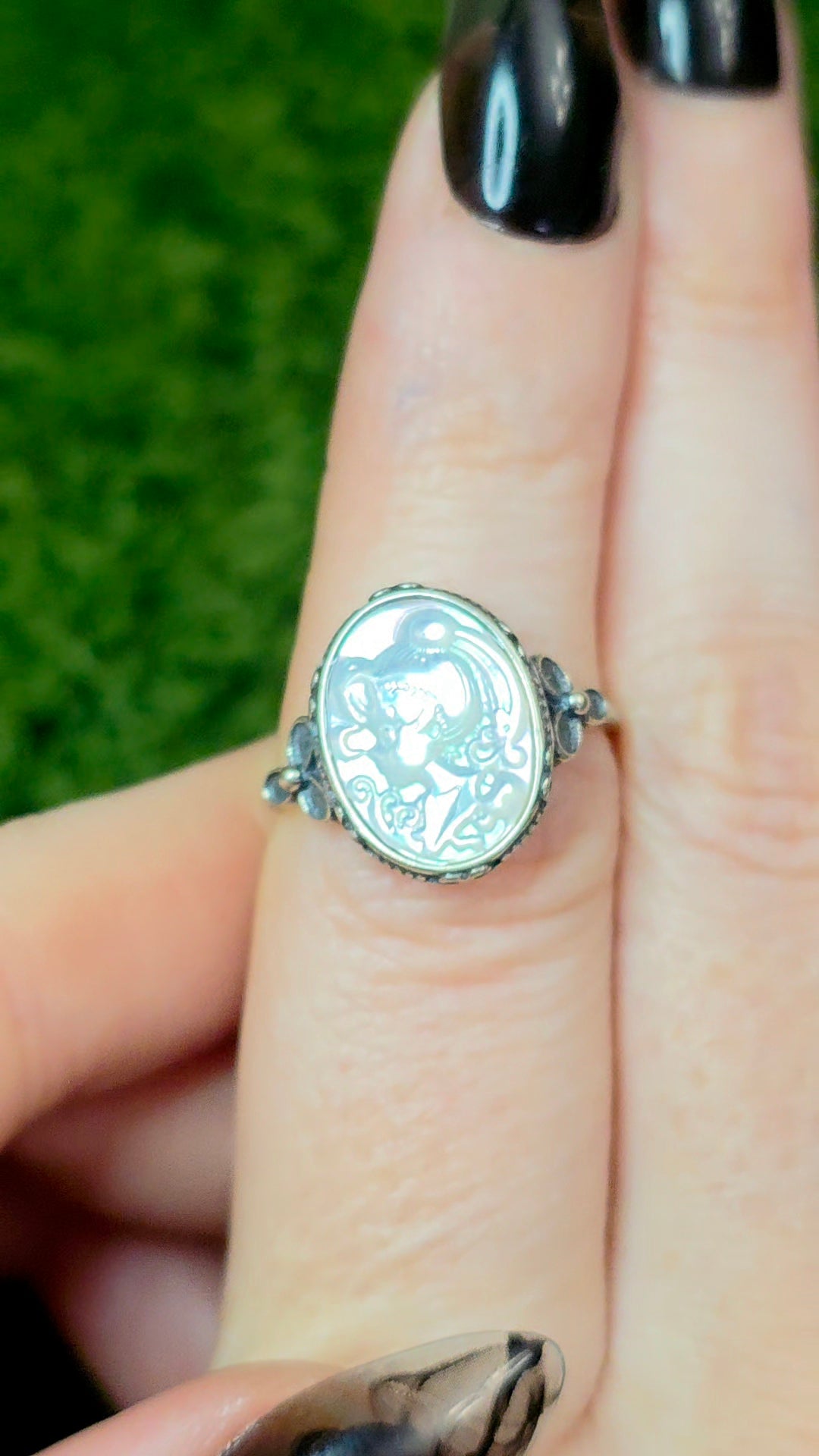 White Shell Moon Princess Cameo Ring
