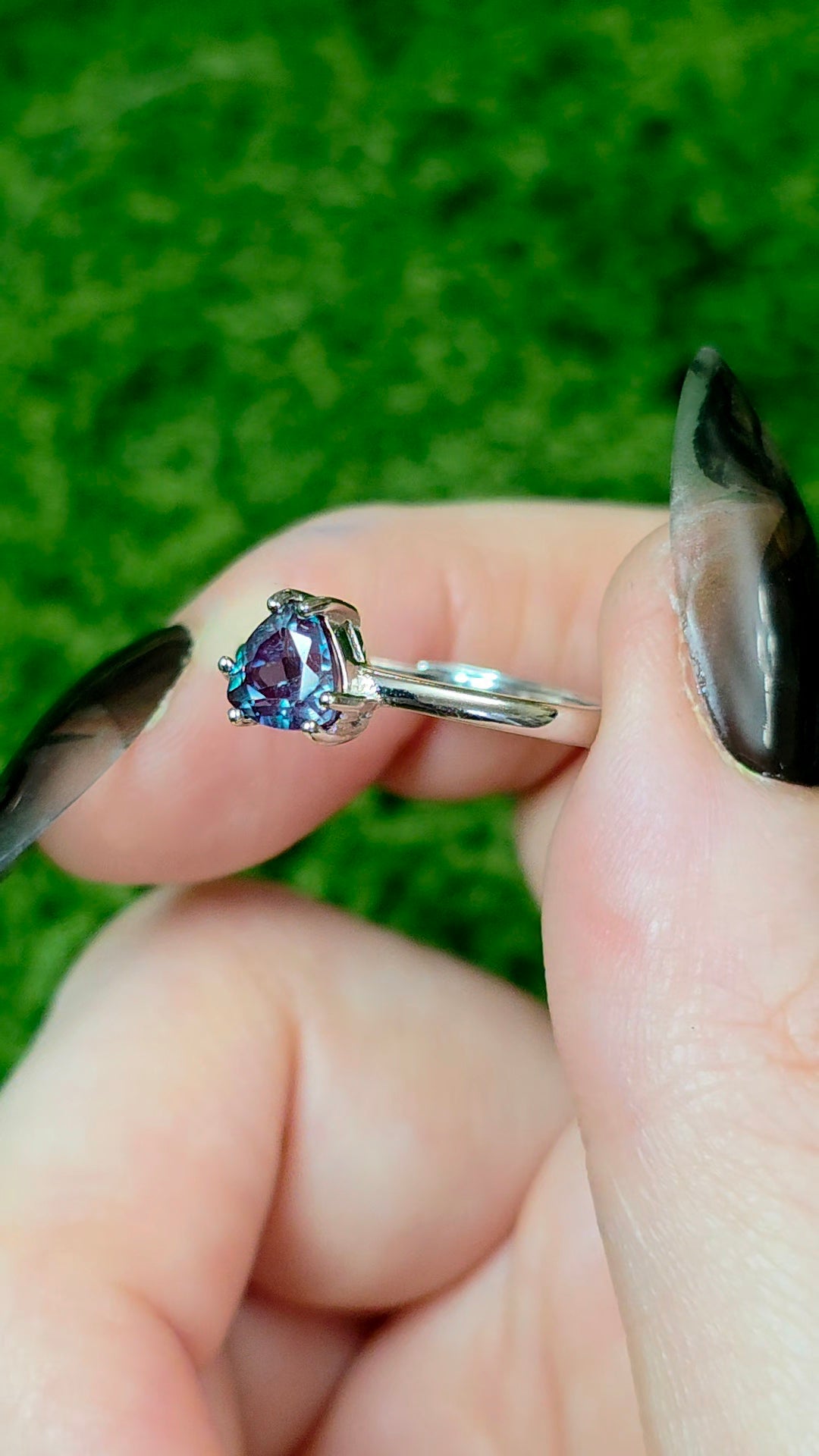 Alexandrite Solitare Ring B