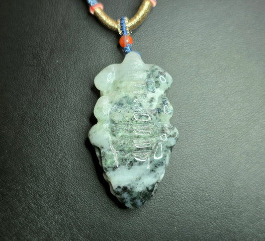 White and Green Jadeite Alligator Pendant Necklace