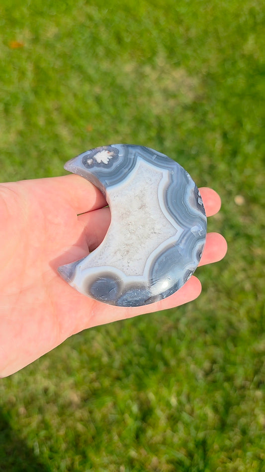 Agate Moon on Stand