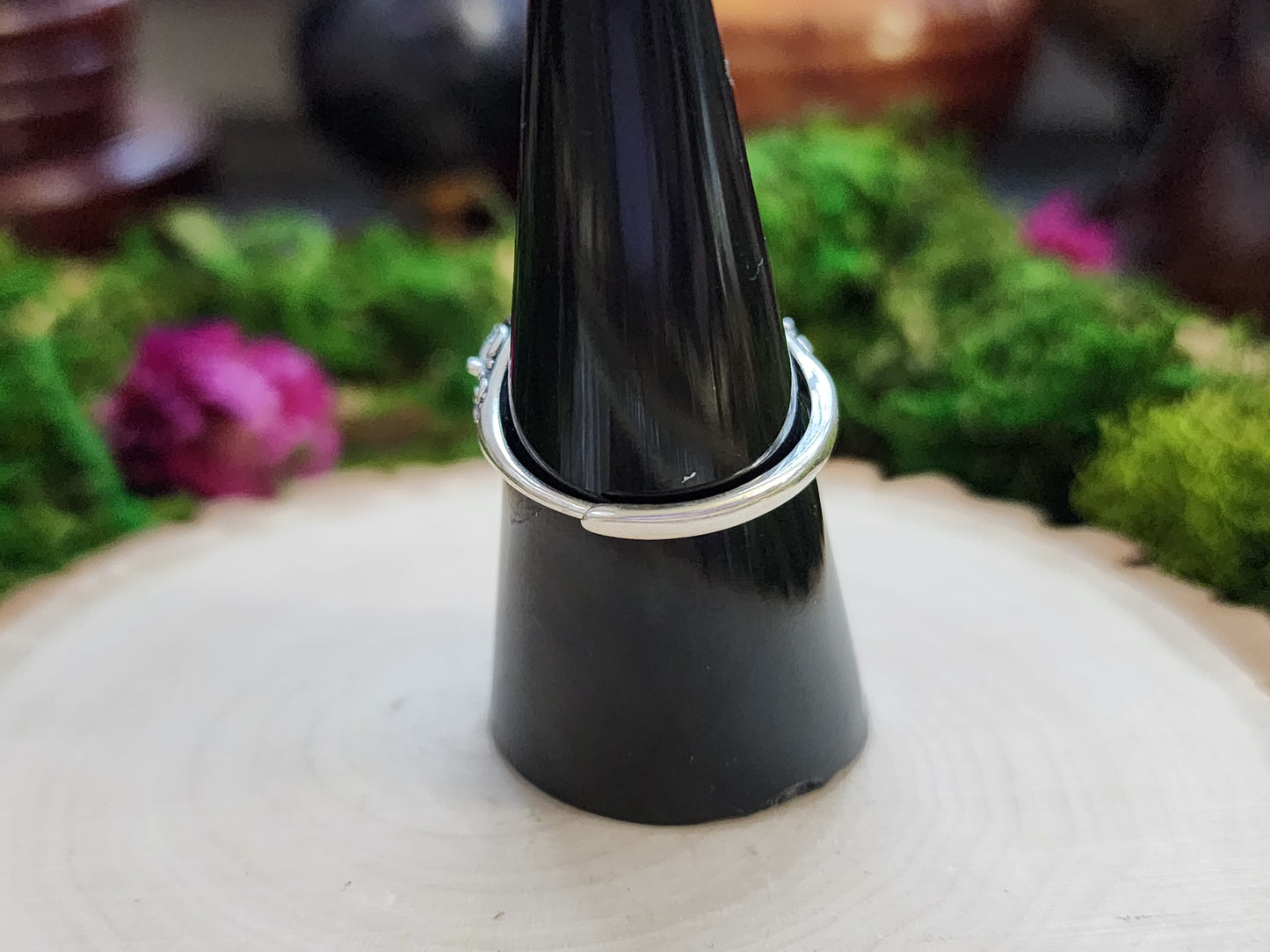 Fleur De Lis Aquamarine Ring