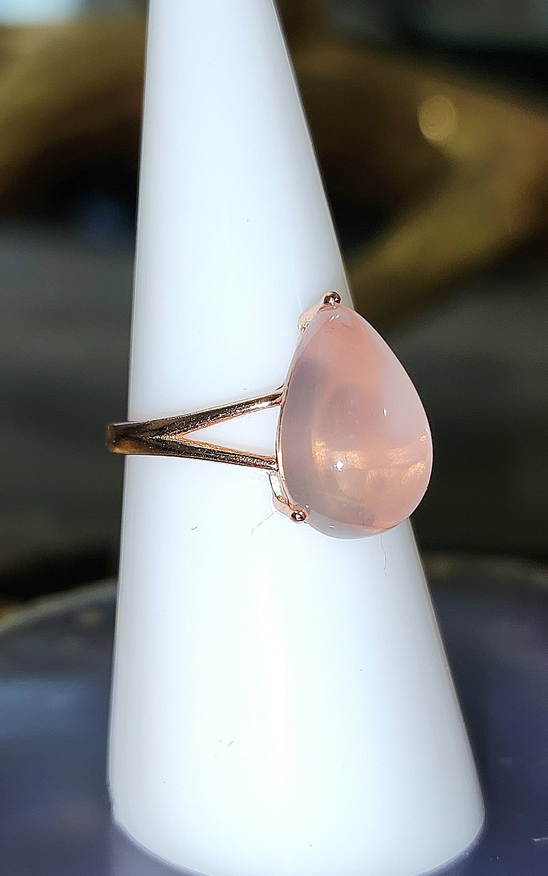 Star Effect Rose Quartz Teardrop Ring