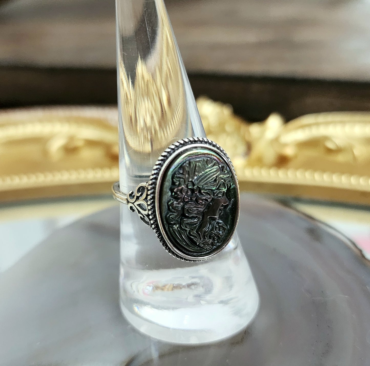 Black Shell Cameo Ring