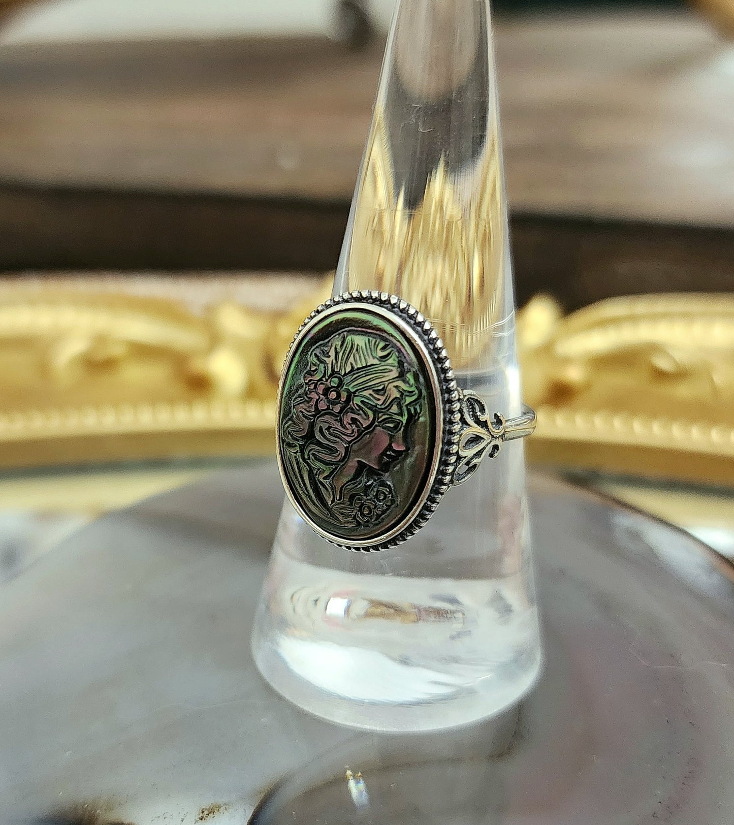 Black Shell Cameo Ring