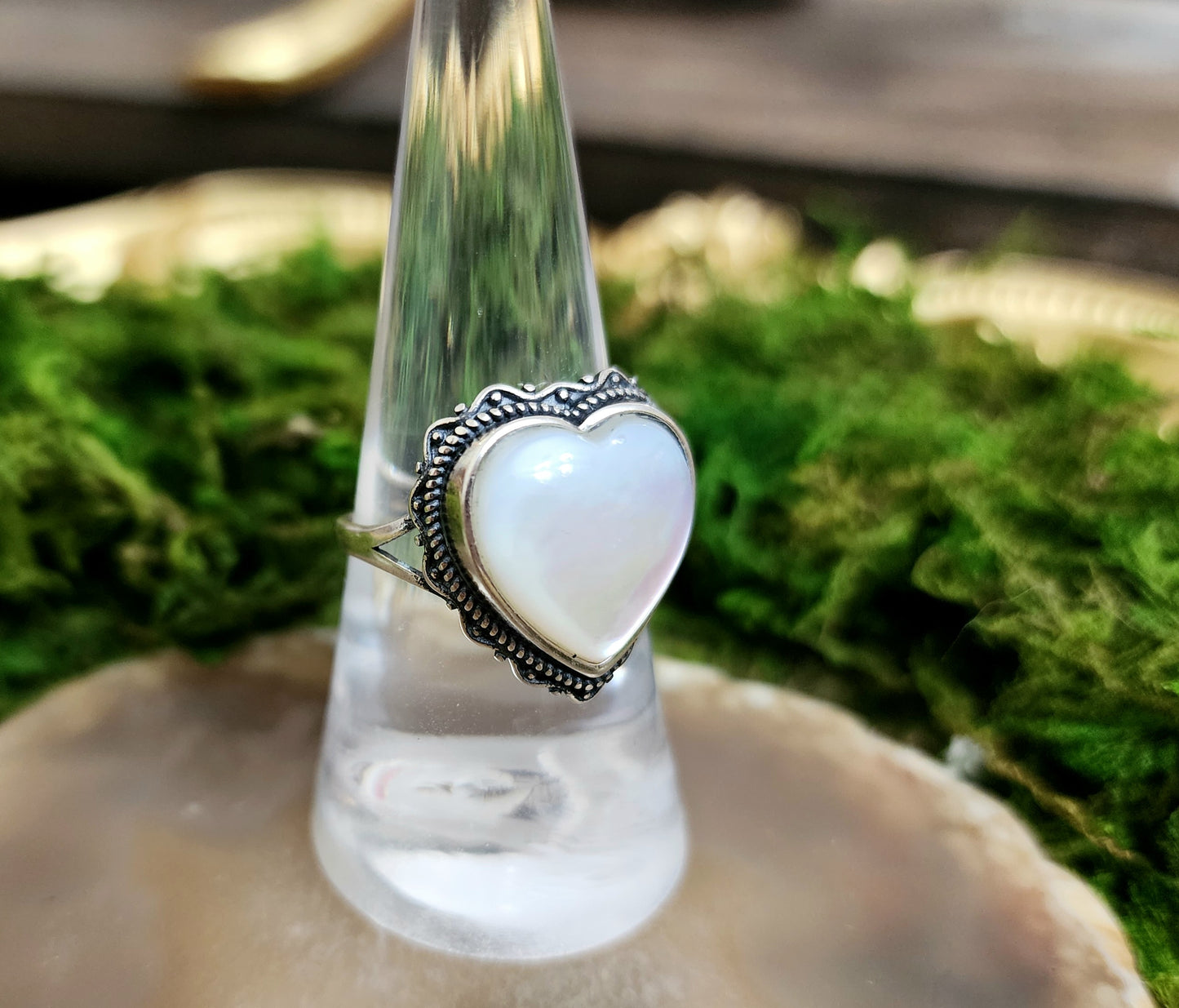 White Shell Heart Ring