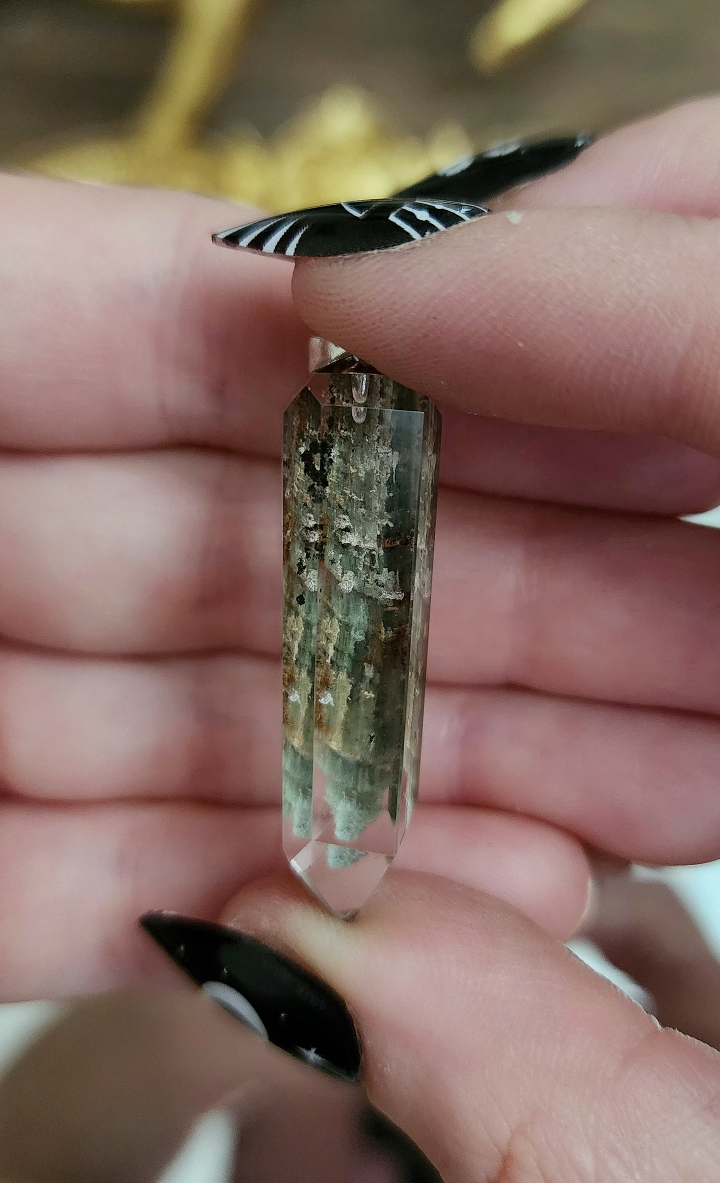 Garden Quartz Point Pendant C