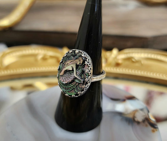 Black Shell Mermaid Ring