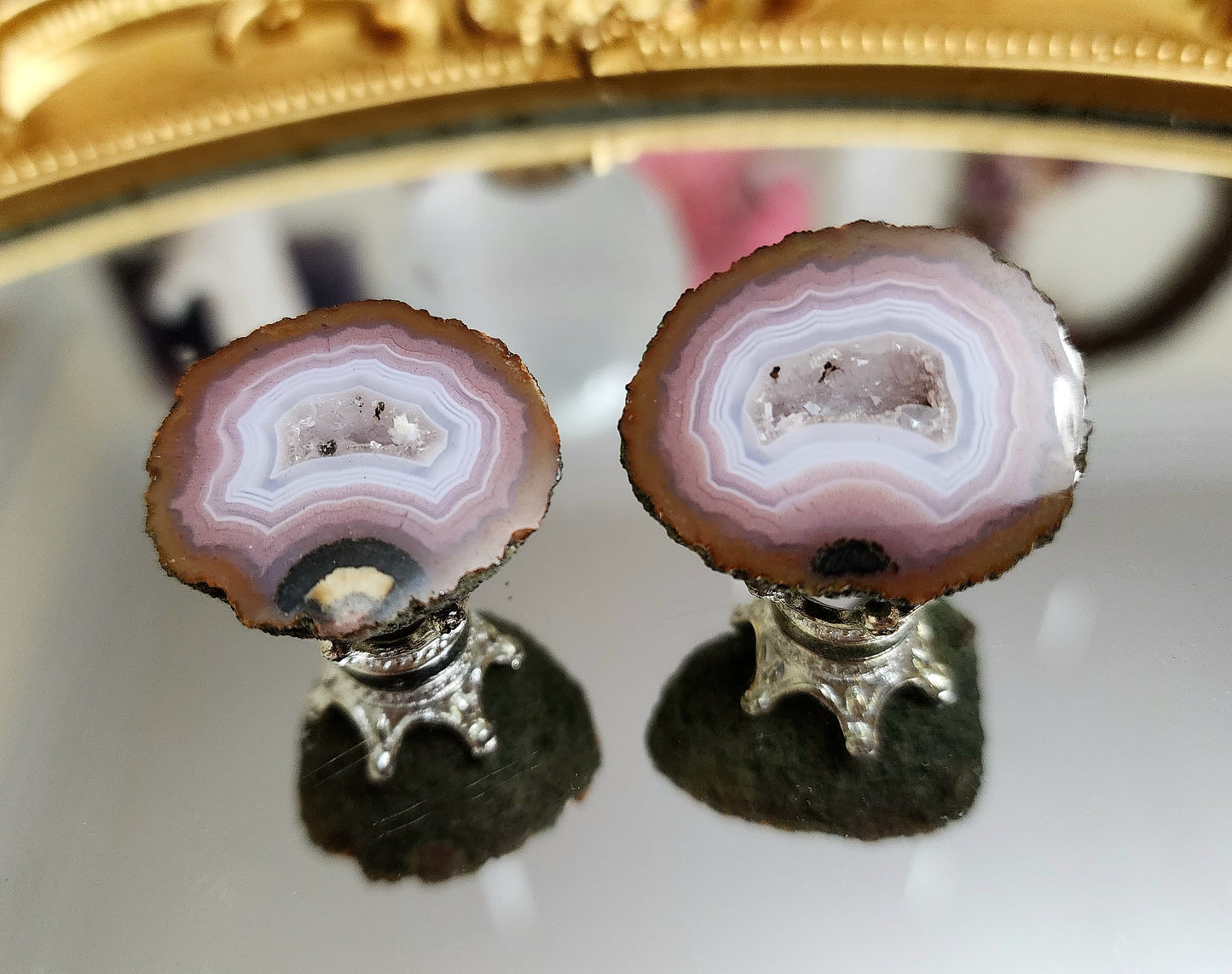 Fighting Blood Agate Geode C