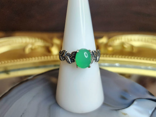 Chrysoprase Vine Ring