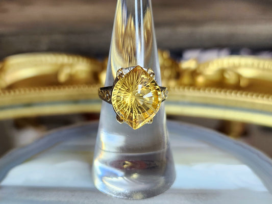 Devil's Eye Citrine Ring