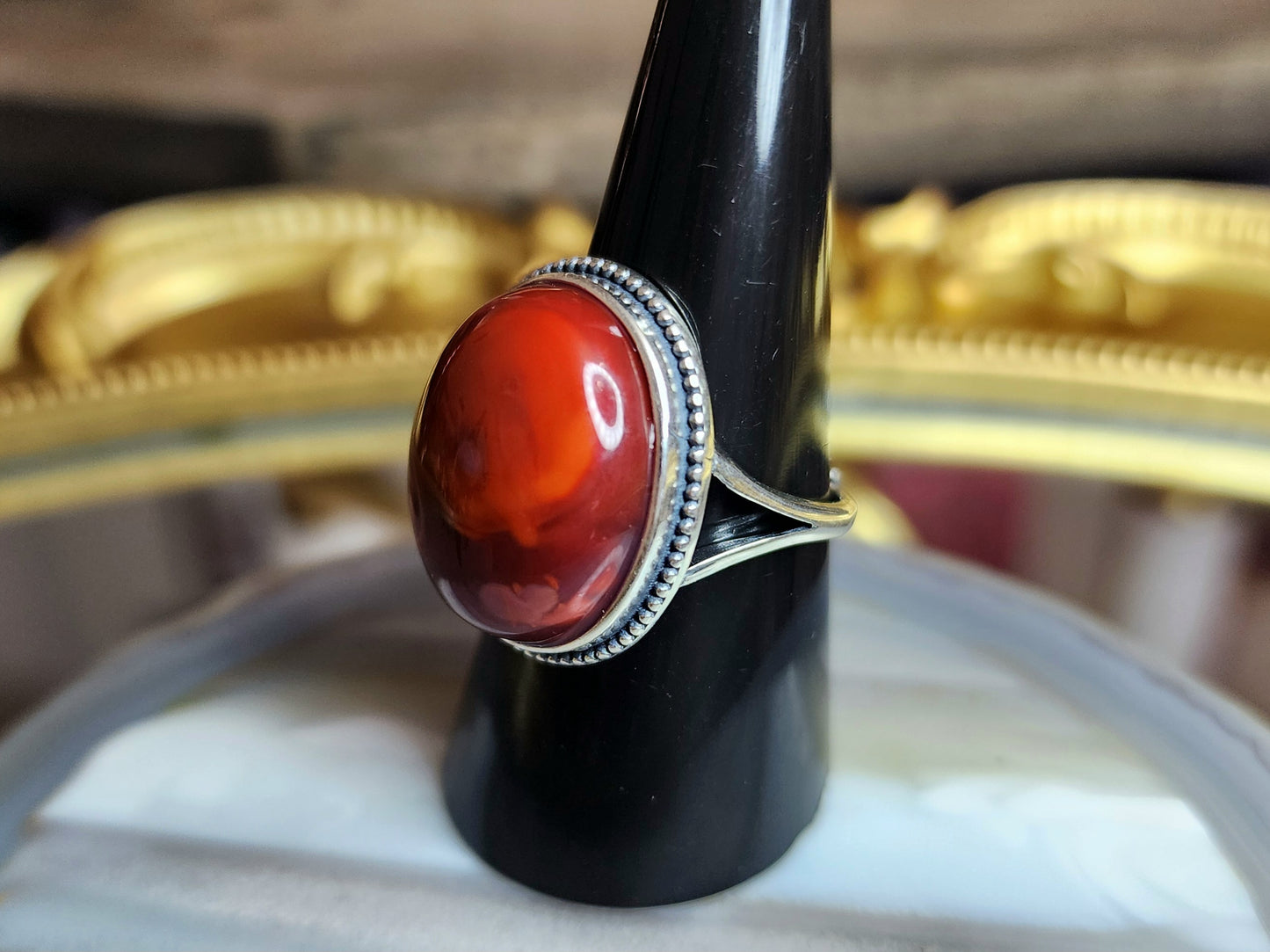 Nanhong Agate Ring