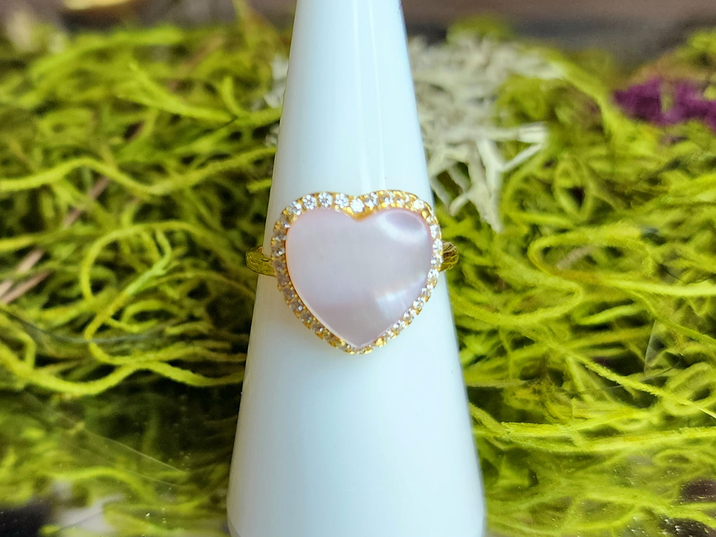 Pink Shell Heart Ring