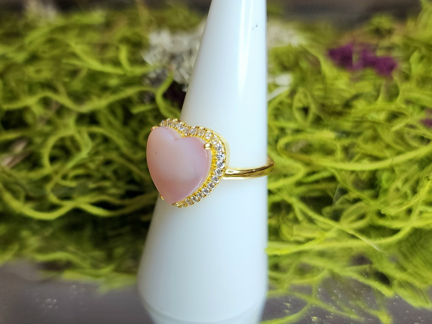 Pink Shell Heart Ring