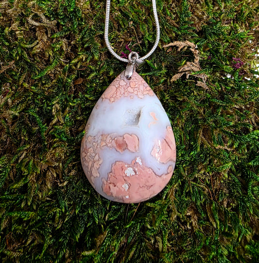 Druzy Pink Agate Teardrop Pendant C