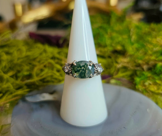 Moss Agate Elephant Ring