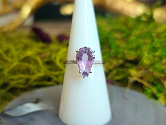Amethyst Coffin Ring A