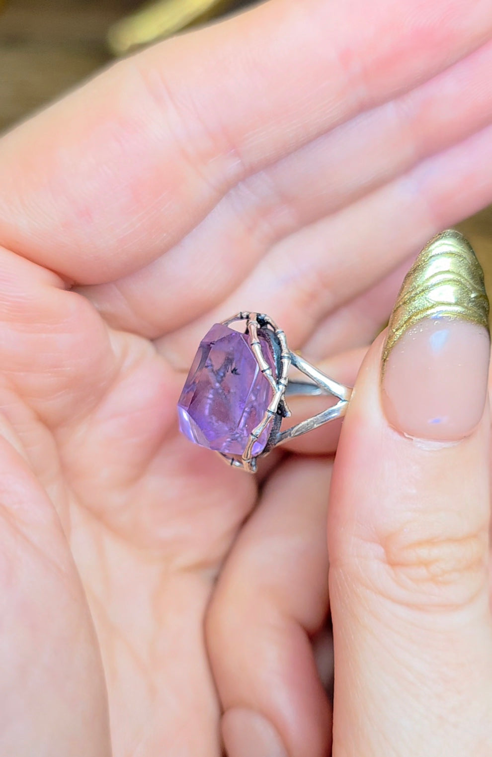 Hollandite in Amethyst Ring B