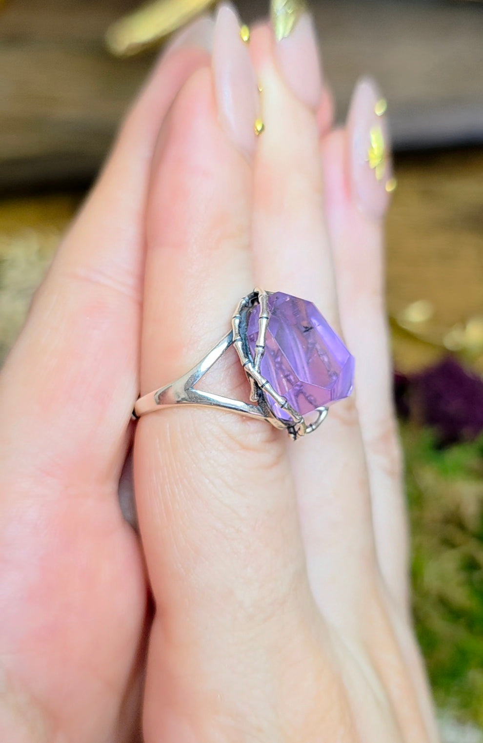 Hollandite in Amethyst Ring B