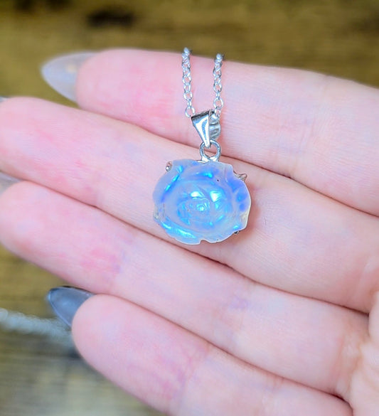 Rainbow Moonstone Flower Pendant C