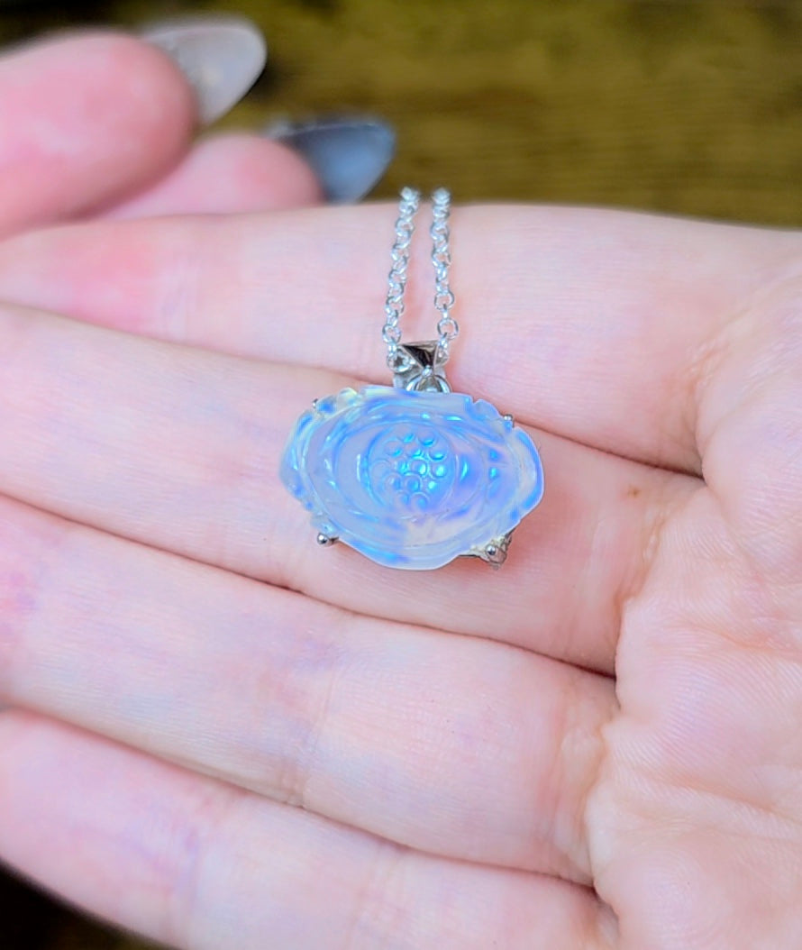 Rainbow Moonstone Flower Pendant D