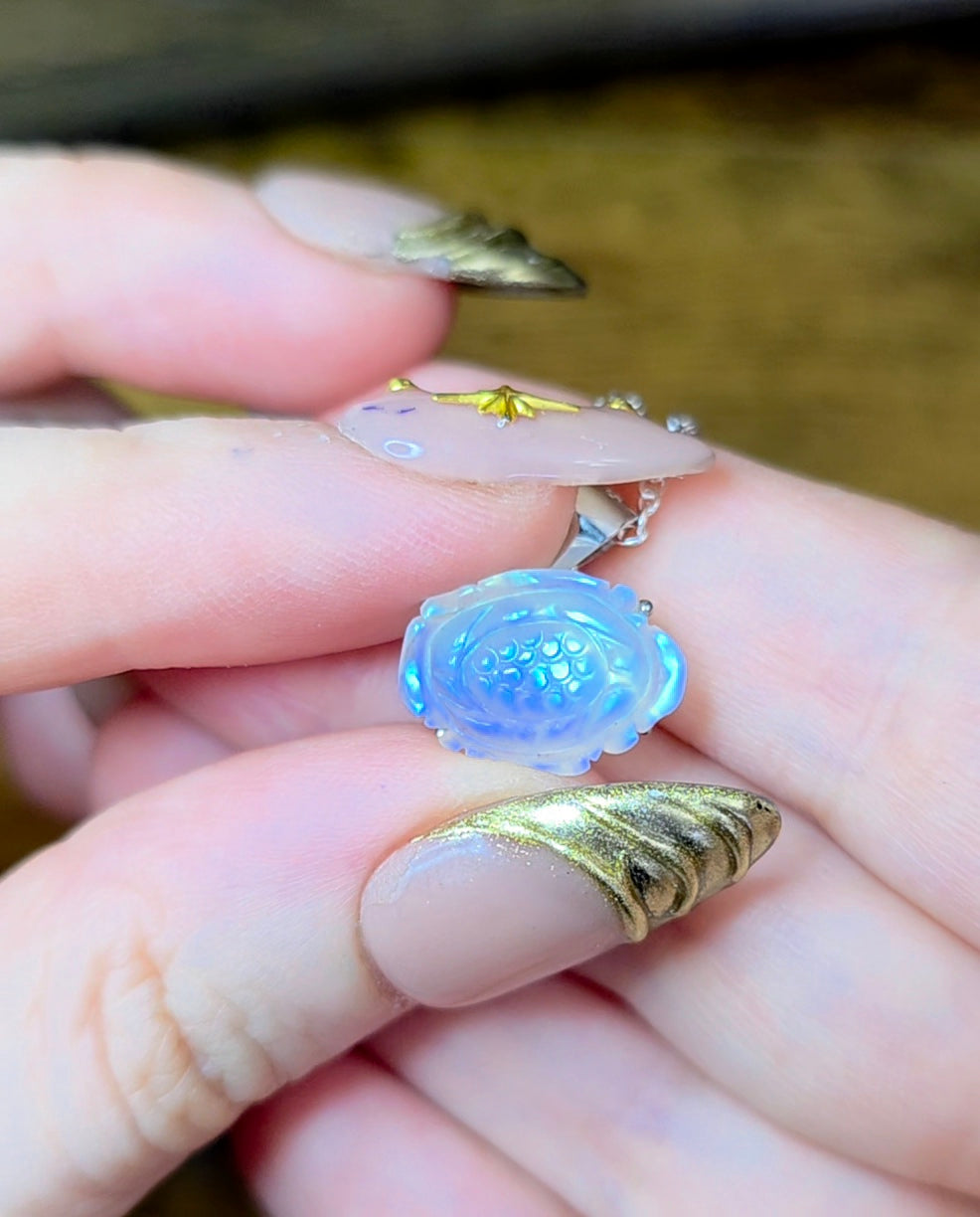 Rainbow Moonstone Flower Pendant E