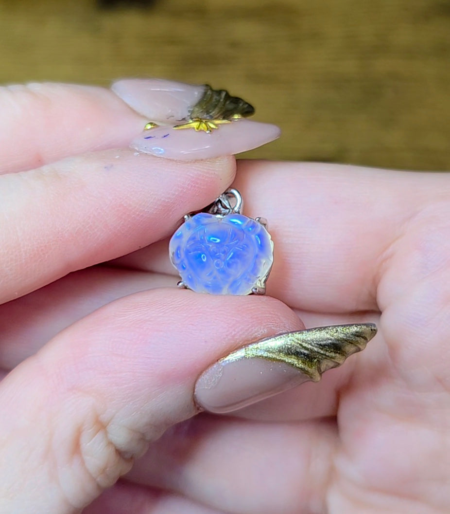 Rainbow Moonstone Flower Pendant F
