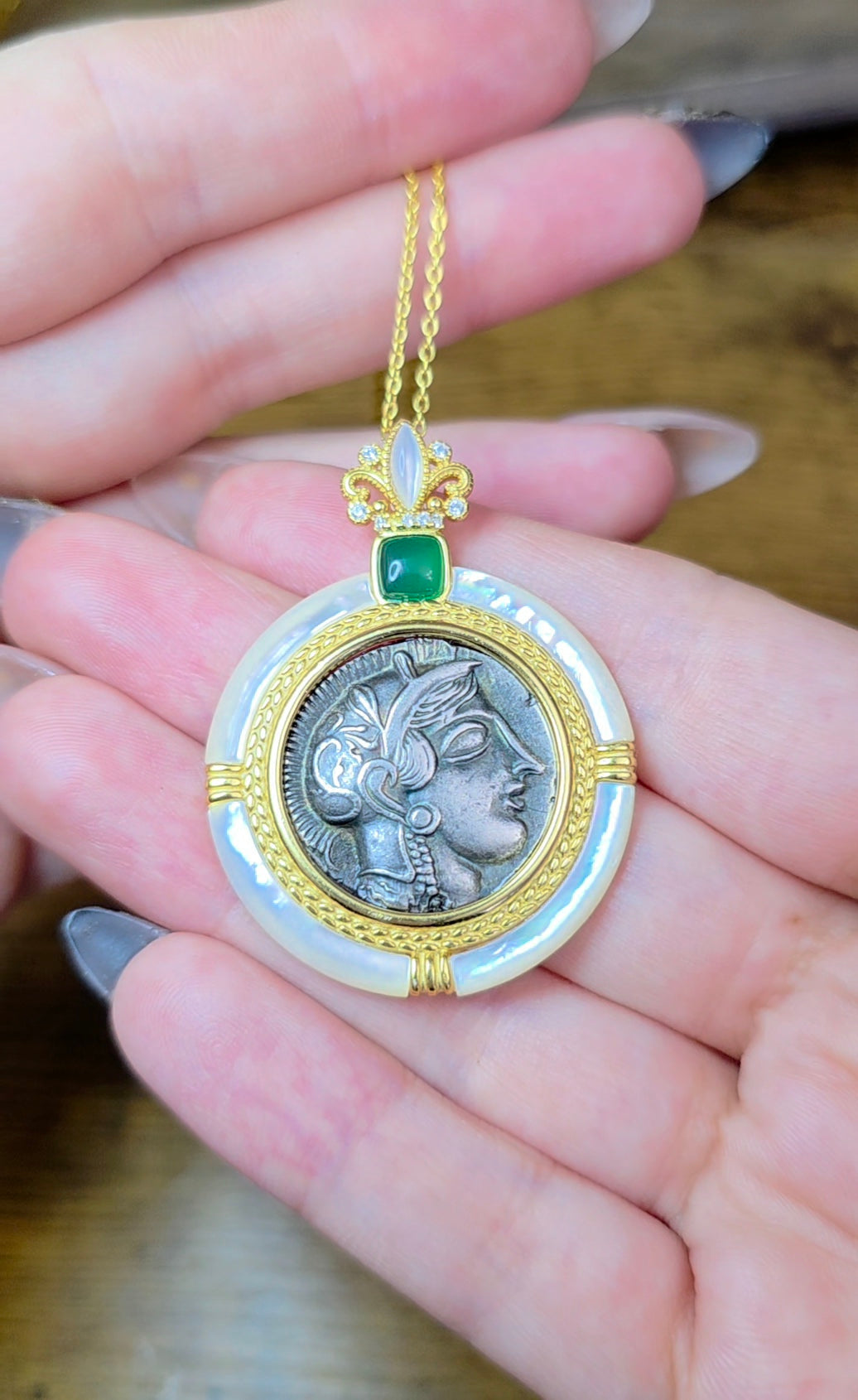 Athena Pendant A