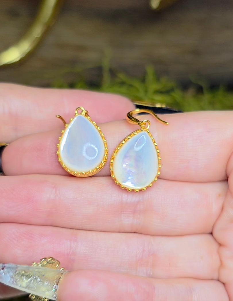 White Shell Teardrop Earrings