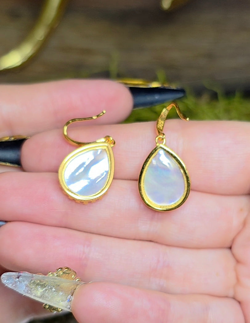 White Shell Teardrop Earrings