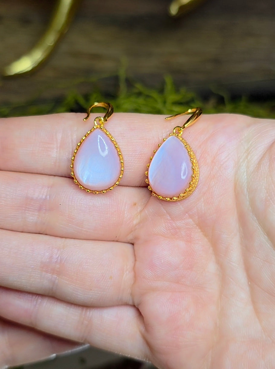 Pink Shell Teardrop Earrings