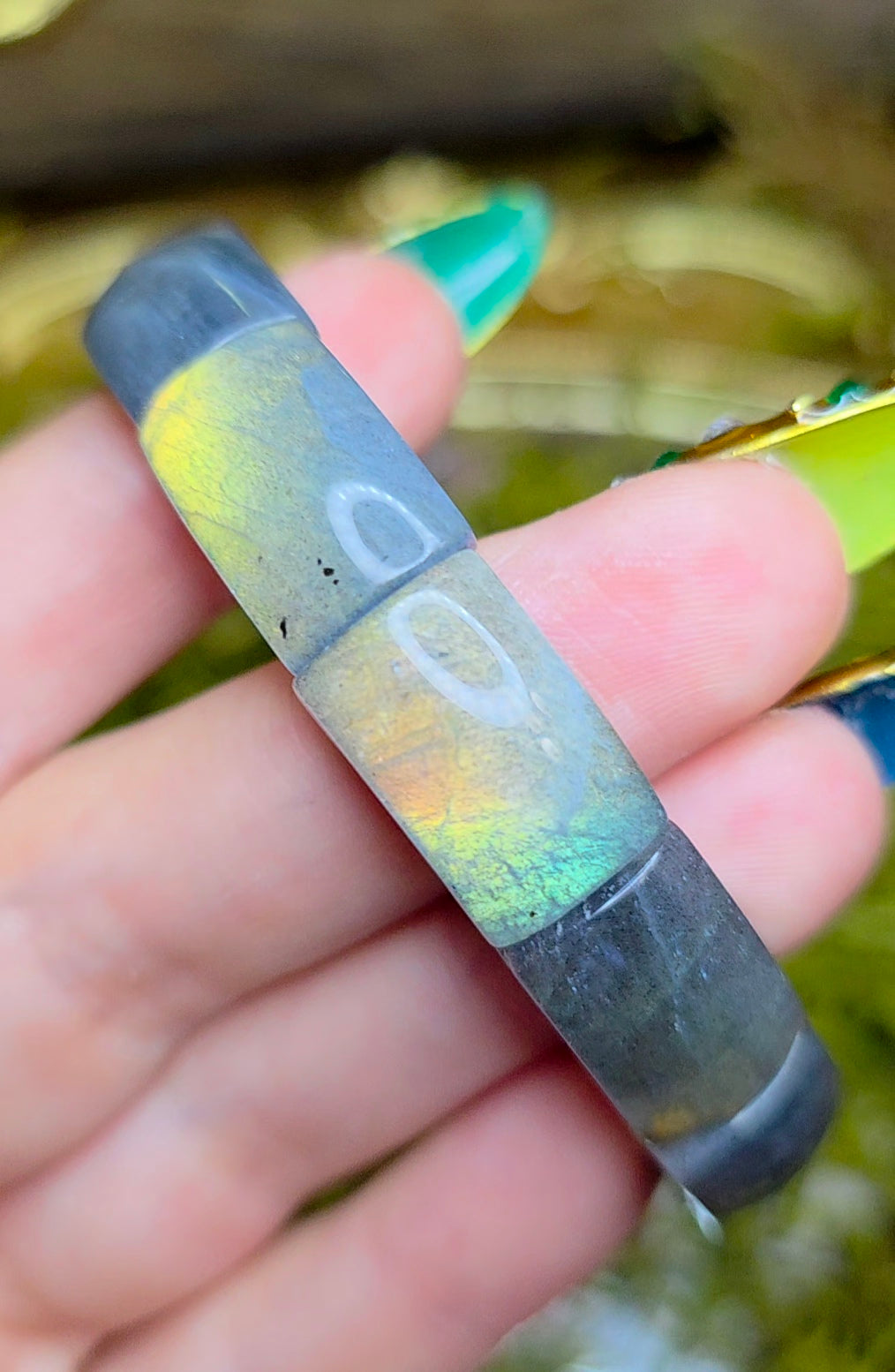 17x11 Labradorite Stretch Bracelet
